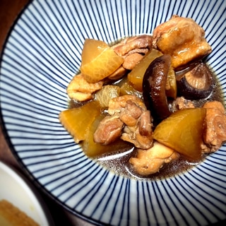 【甘さ控えめ】鶏肉と干し椎茸の煮物